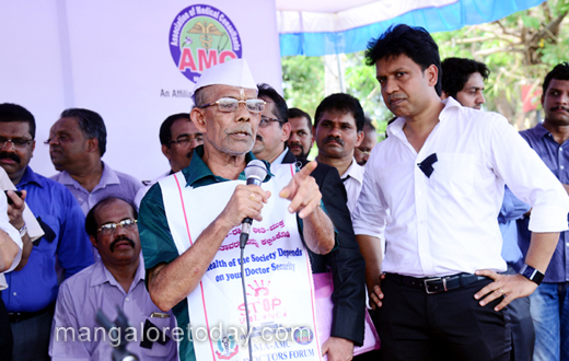 Doctors protest  1